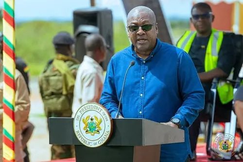 scottbolshevik's tweet photo. GOVERNMENT ACCOUNTABILITY 

For years, many SOEs drained public finances through debt, losses and inefficiency citizens quietly paid for through inflation and taxes. 

Under Mahama, Ghana Publishing’s profit jumped from GH¢2.2m to GH¢16.9m and many SEOs are declaring profits.

Fiscal discipline is beginning to replace administrative waste.