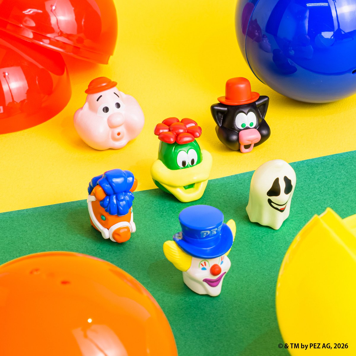 kenelestaff's tweet photo. ＼NEWS／
5月下旬発売
「PEZ バイシクル バルブキャップ」
 
🛒商品ページ
https://t.co/bHI7TEwpfO
 
あの『PEZ』から国内初のバルブ（自転車の空気入れ）キャップが誕生✨
 
ポップでかわいいキャラクターたちの世界観をそのままに遊び心満載のコレクションです🍭❤️‍🔥
 
各アイテムに1つのクリアブリスターも付いているので
飾るだけでも楽しめる!!
 
🚲💨ラインナップ/全6種
—————————
◾️DUCK WITH FLOWER
◾️CAT WITH DERBY
◾️PETER PEZ
◾️NAUGHTY NEIL GHOST
◾️BUBBLEMAN
◾️PONY
※すべて、英式／仏式に対応
—————————
 
🌟価格
カプセルトイ　　    1個　　500円
ブラインドBOX　　1個　　550円
　
🌟取り扱い店舗
全国のカプセルトイ売場、ホビーショップ、オンラインショップ
一部書店・雑貨店、一部ロフト、ケンエレスタンド各店 など
 
#PEZ #カプセルトイ #ケンエレファント #kenelephant
