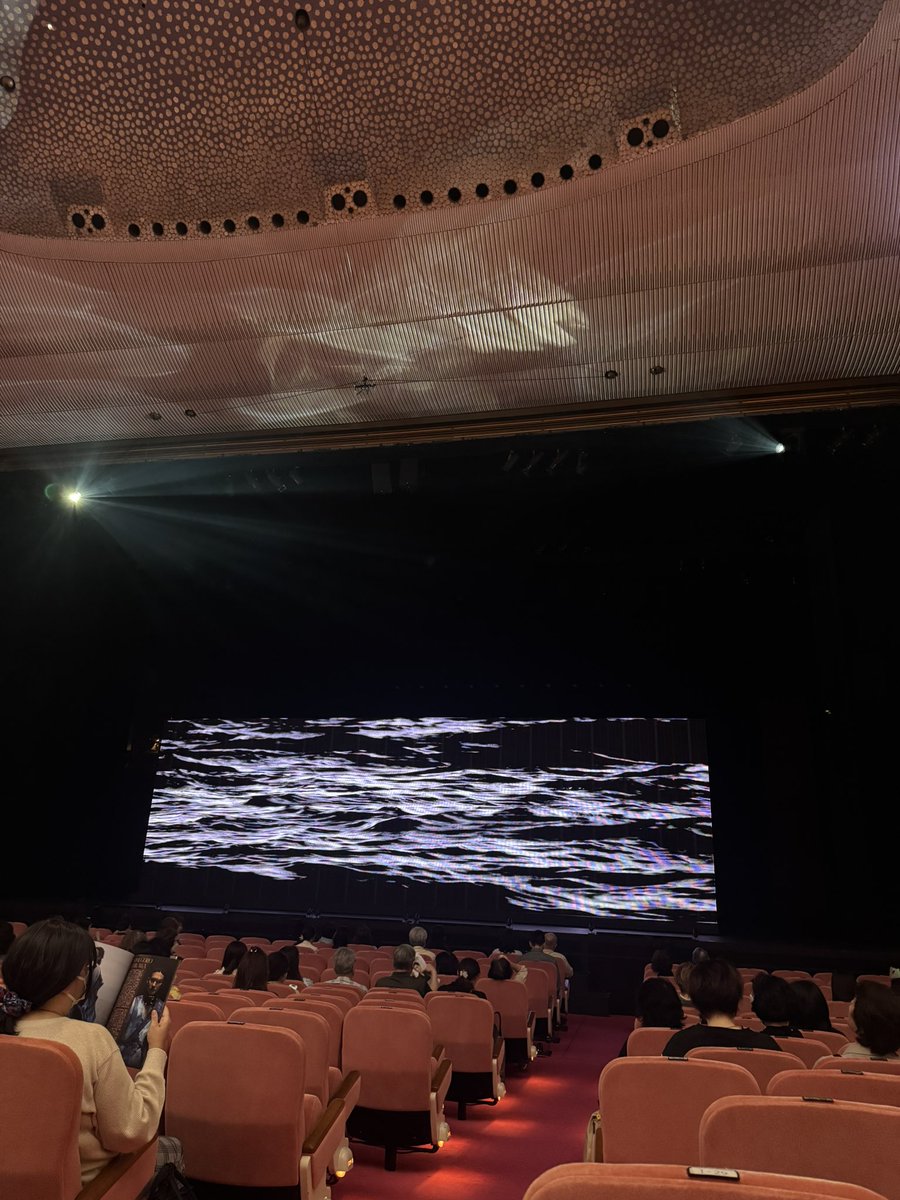 Sottyrt's tweet photo. 5/11 日生劇場
ハムレット https://t.co/V6gsTQa8Eg