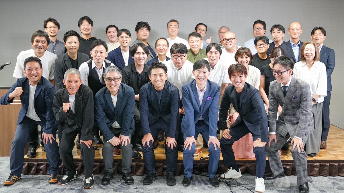 クロワ tweet media