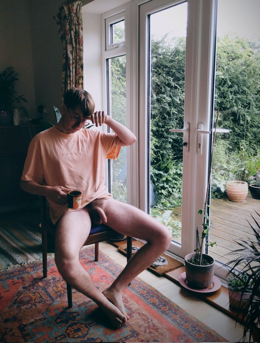 NudeDrumlin tweet media