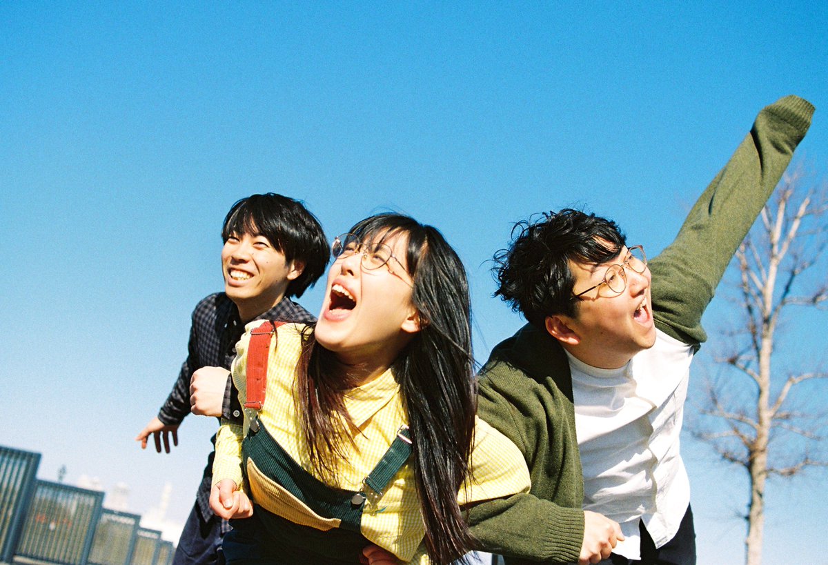 【木曜 #ハピパン ゲスト情報】  

5月14日の10時台は、4月22日に1stフルアルバム『なみなみならぬ』でメジャーデビューを果たした長崎発のバンド・Sundae May Club（<a href="/SundaeMayClub/">Sundae May Club</a>）のVo. Gt.浦小雪さんがリモート出演🎸

フェスやツアーに大忙しの通称”サンデメ”！
ぜひチェックしてみてください🌊