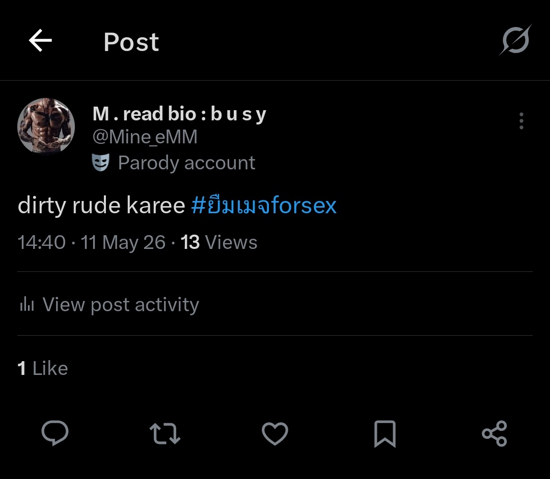 M . read bio : b u s y tweet media