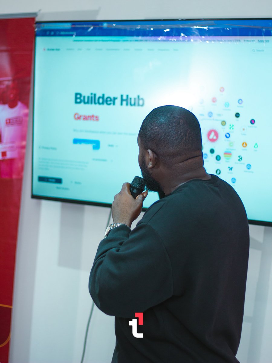 The Block Hive tweet media