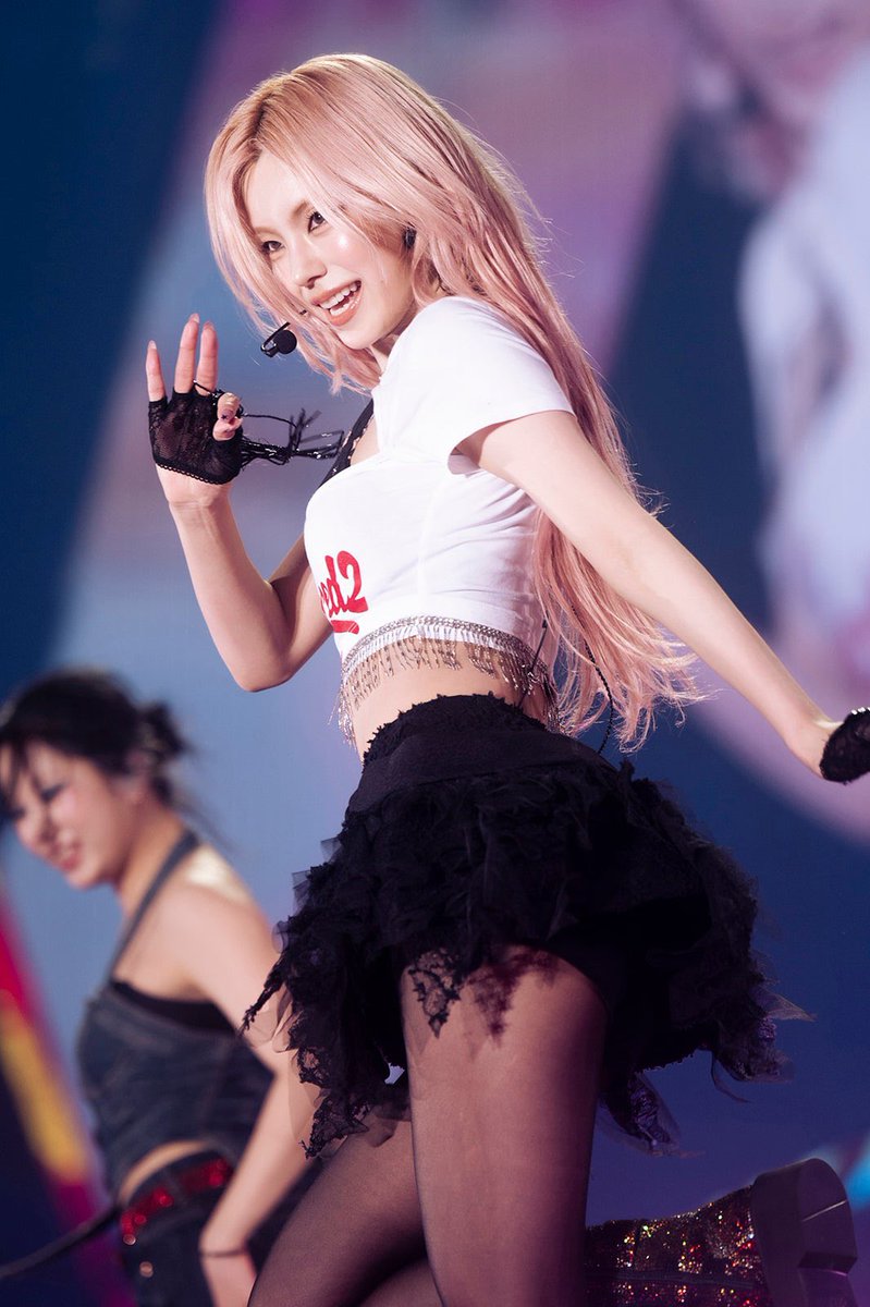 저장소 tweet media