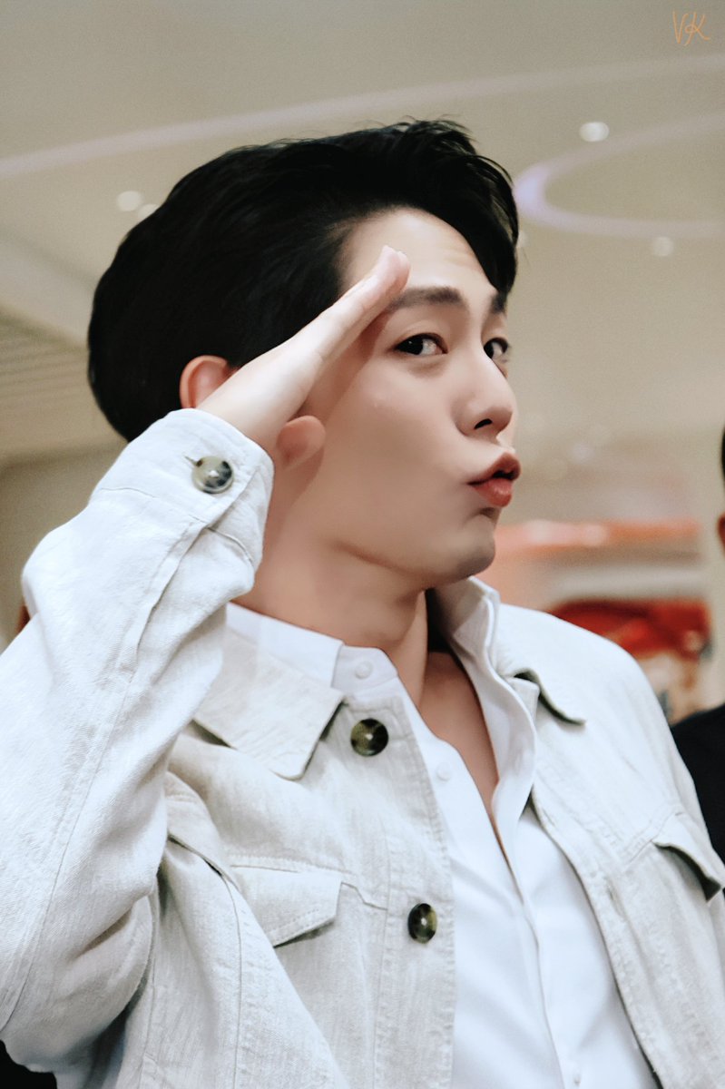 เวลาน้องไม่มาด้วย 😙
#ลิ้นติดโปรแฟร์xUP 
#ลิ้นติดโปรแฟร์
#uppoompat <a href="/uppoompat/">uppoompat</a>