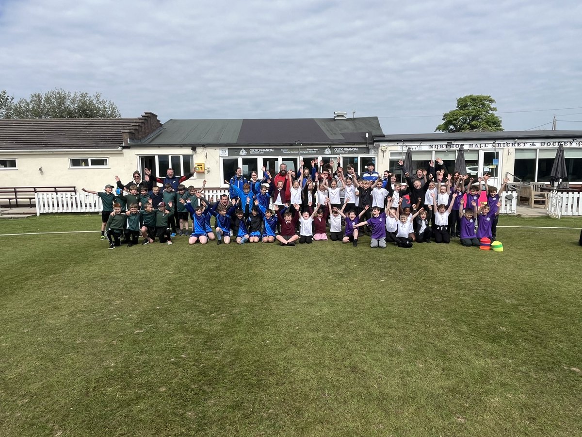 CoachWrexham's tweet photo. National programmes festivals in Wrexham &amp; Flintshire last week 
#schoolscricketsummer 

@CricketWales @Chance2Shine @ActiveWrexham @allstarscricket @DynamosCricket https://t.co/YmS0bheOTY