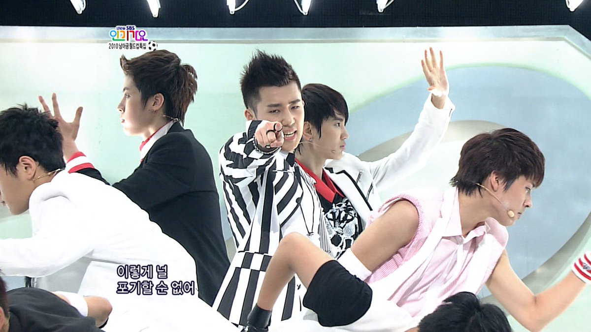 エムオン!K-POP tweet media