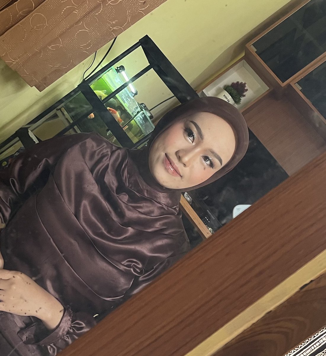 puffyoon_'s tweet photo. halooo kakak-kakak dom cimahi/bdg 🩷
aku open jasa makeup yaa, boleh banget cek porto aku yaa di ig @.byalyamua_ kalo tertarik boleh tanya2 dulu🫶
masih open slot untuk wisuda, bridesmaid, dll 🤍 https://t.co/U88cMI5rcd