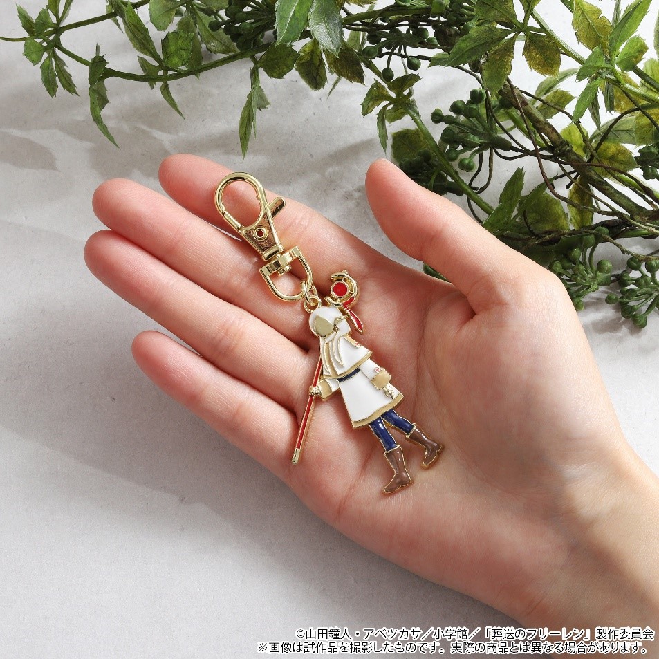 葬送の #フリーレン】 ＼✨新商品✨／ メタルキーホルダーが数量限定で
