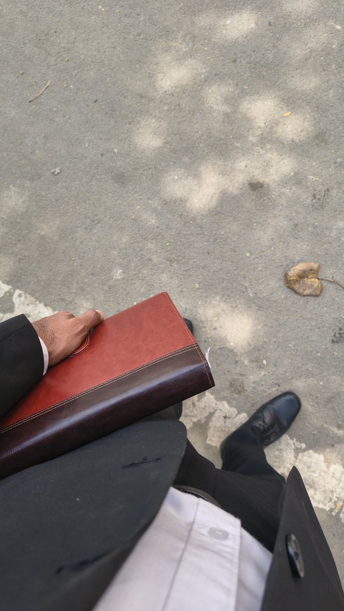 shiva_m2912's tweet photo. Being Law-G-cal  ⚖️ 
#NewLearning https://t.co/isu8zwYrvZ