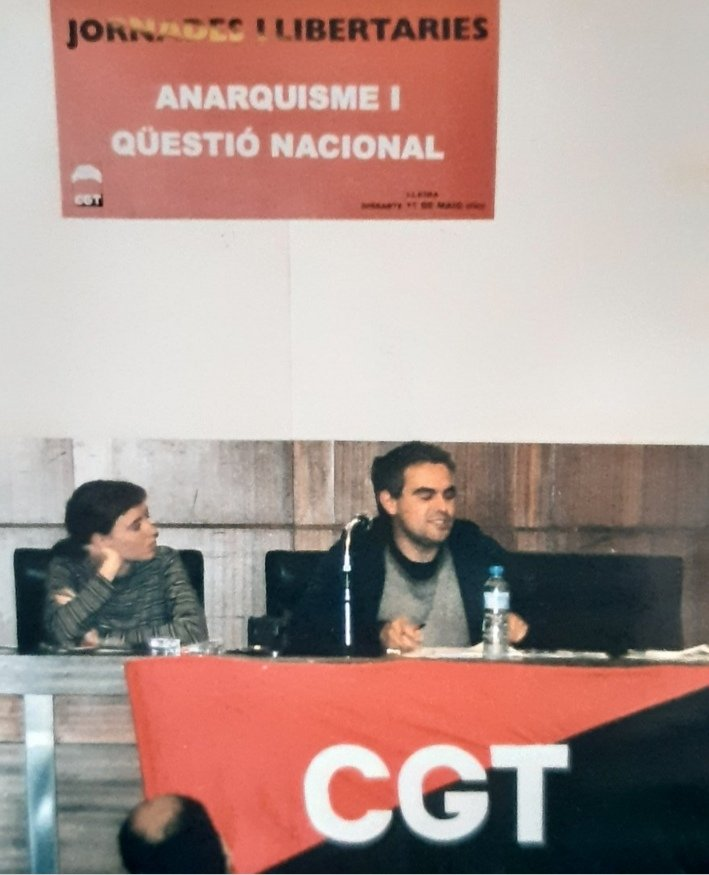 pjuvilla's tweet photo. "JORNADES SOBRE ANARQUISME I QÜESTIÓ NACIONAL"

Tal dia com avui del 2002 la @CGTLleida en duia a terme a Lleida  les 1eres jornades.

"cal (...), arran de la ofensiva del nacionalisme estatista espanyol, que la @CGTCatalunya debati aquesta qüestió" https://t.co/gvoEVVBOjn