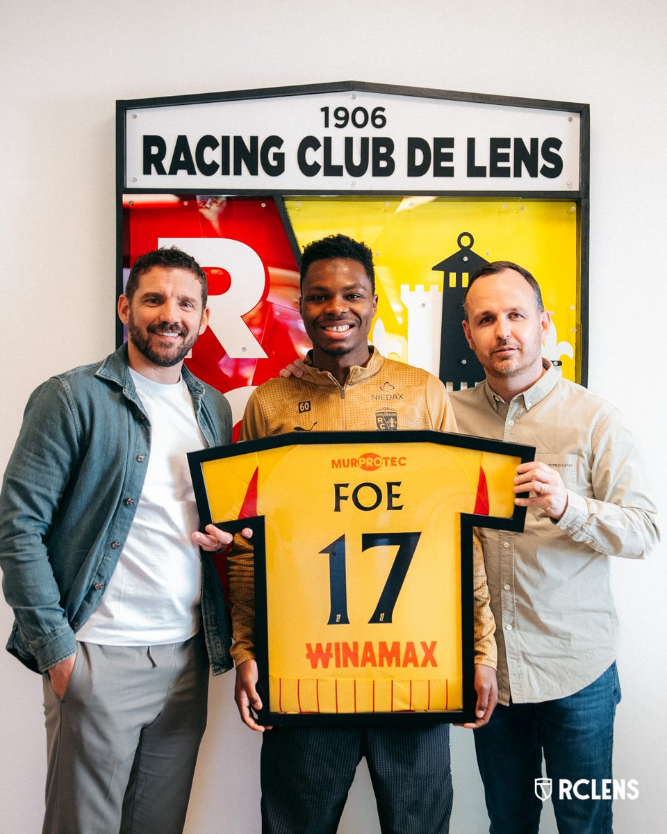 𝑅𝐶 𝐿𝑒𝑛𝑠 𝑝𝑢𝑖𝑠𝑠𝑎𝑛𝑐𝑖 🇲🇱

Étincelant tout au long de cette campagne 2025/26 de <a href="/Ligue1/">Ligue 1 McDonald's</a>, Mamadou Sangaré remporte le prix Marc-Vivien Foé récompensant le meilleur joueur africain du Championnat de France. Félicitations <a href="/msangare2002/">Mamadou Sangaré</a> ! 👏

#FiersDEtreLensois