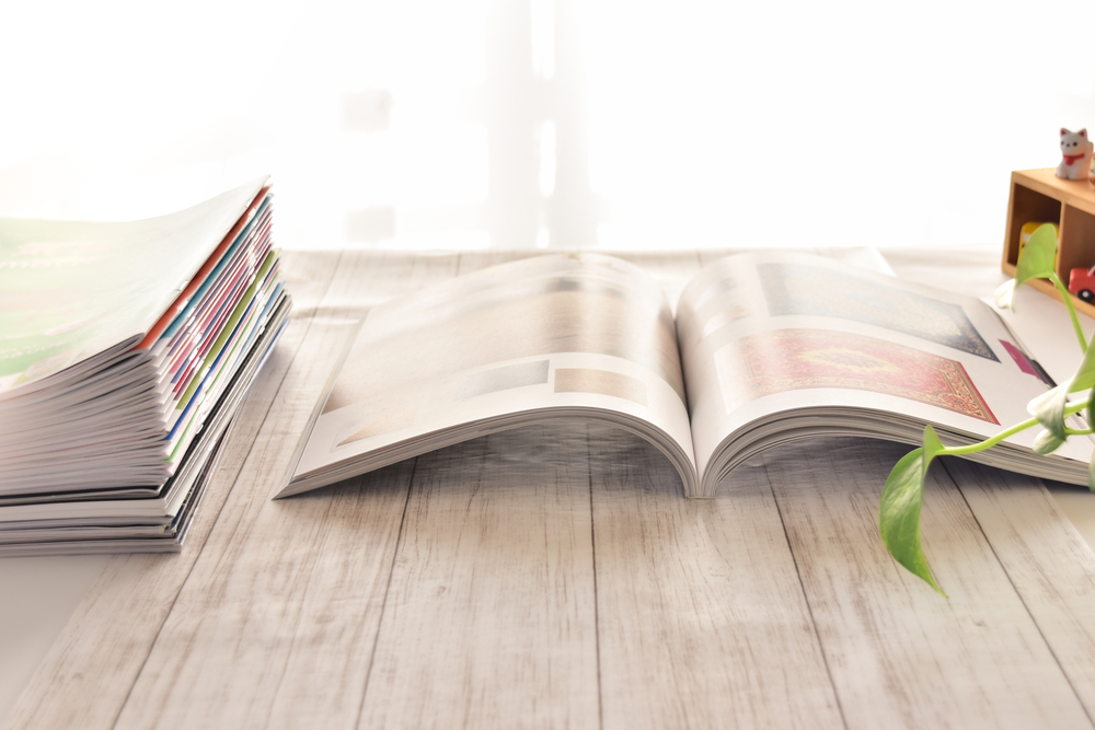 DenmaurPaper's tweet photo. The subtle sheen offered by @revive_paper's Silk gives luxury magazines, greeting cards and leaflets a touch of class.

As a 100% recycled paper that’s also carbon balanced,  it showcases your brand’s commitment to environmental responsibility.

DM us to request a sample. https://t.co/K3DaWyY24S
