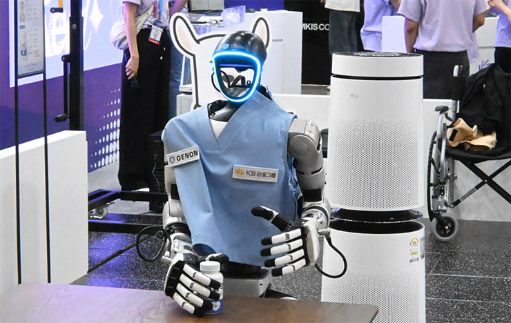 Humanoid Robotics Technology tweet media