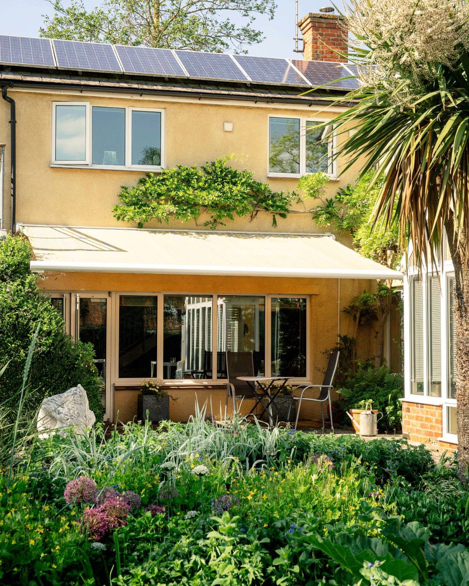 cbsolarshading's tweet photo. This Mental Health Awareness Week, let's take a moment to step outside🌍☀️Own the weather. Love the space.❤️#mentalhealthawarnessweek #outdoorliving #externalshading https://t.co/KatE0dxiHh