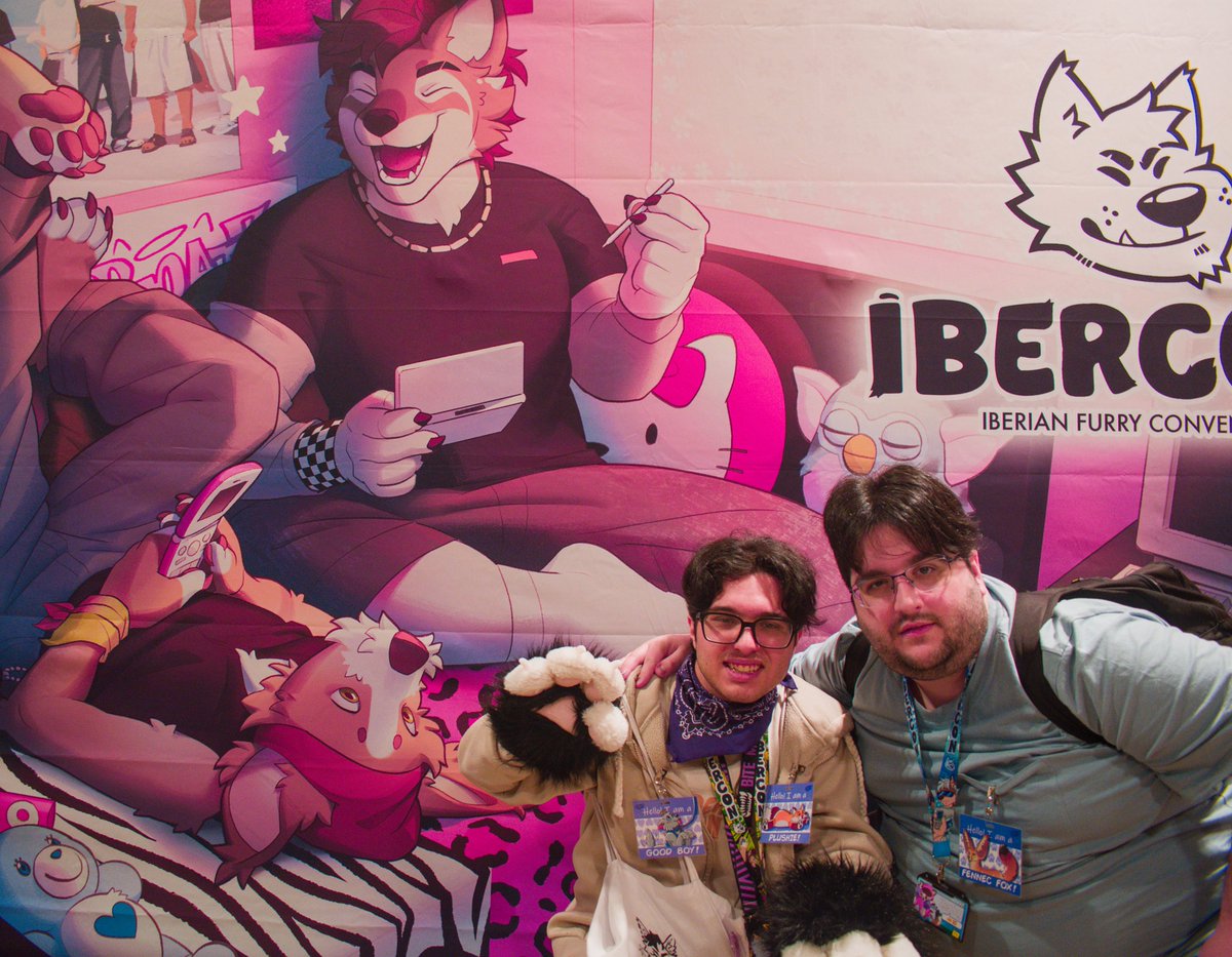 Roockie_uwu's tweet photo. Part 4 i final

Surten @ItsDrixHere @Zephy092 @aureliou_73 Mercator  @ildragodorovr i jo

Fotos preses per mi i una altra persona que no recordo qui es.

Amb això ja acabo de publicar les fotos de la iber, gràcies per veure https://t.co/jW5z5qMlho