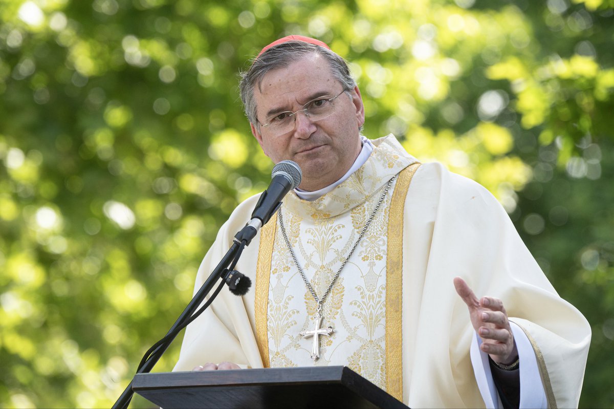 Kathoulesch Kierch Église Catholique à Luxembourg tweet media
