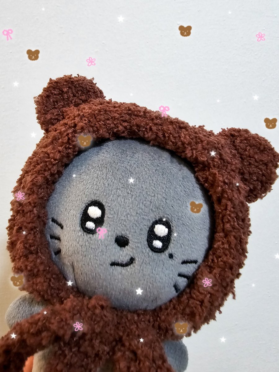 hanyangicloset's tweet photo. as a thanks for the success of my batch 2 orders, i'm holding a giveaway! ^^

prizes are:
❤️ 2 winners of 1 dubai chewy cookie hat~
❤️ 1 winner of hanyangi miim hat
- rt/like this tweet and the tweet below
- winners will shoulder sf~

drawing of winners on may 20, 5pm! https://t.co/IhZoJPCoyg