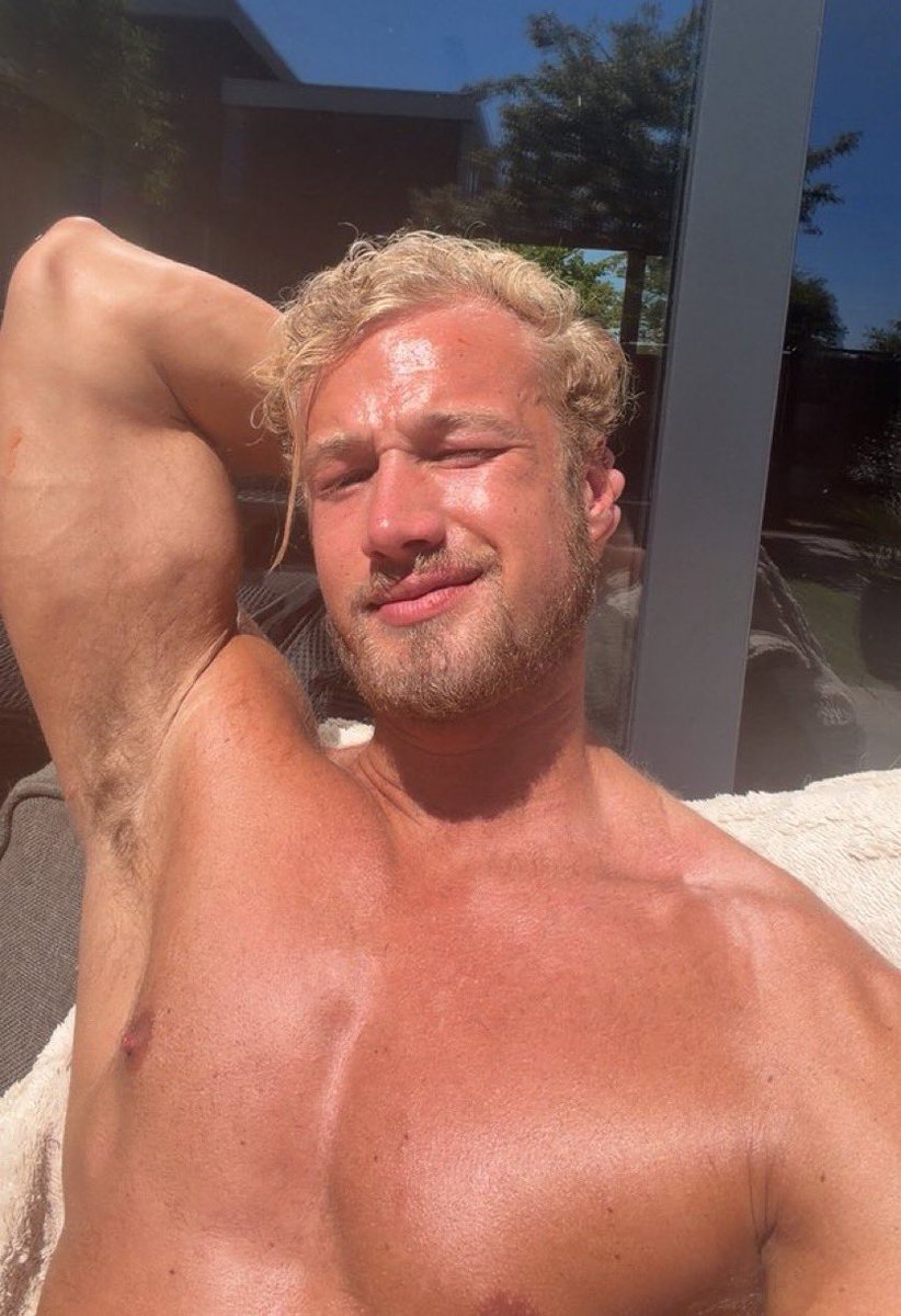 Findom Master tweet media
