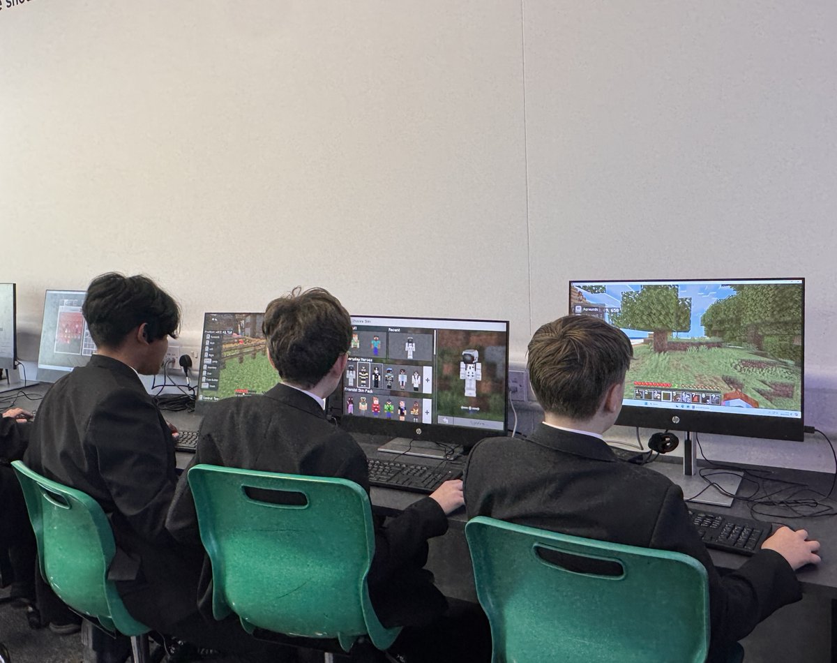 Durrington High tweet media