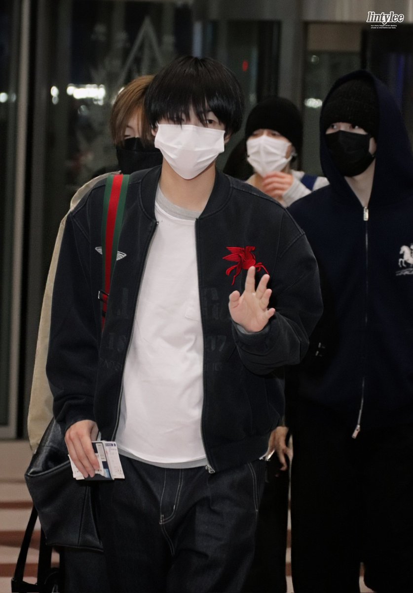 ◇티우◇ tweet media