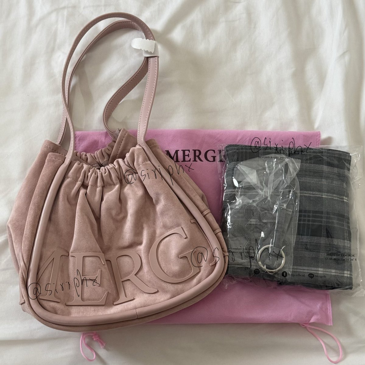 siriphx's tweet photo. Merge A Day Bag (M) ชมพู  2,000 รวมส่ง

#merge #MERGEClearanceSale #mergeofficial #mergefriends #ส่งต่อกระเป๋า #ส่งต่อกระเป๋าmerge https://t.co/jaYDnia88G