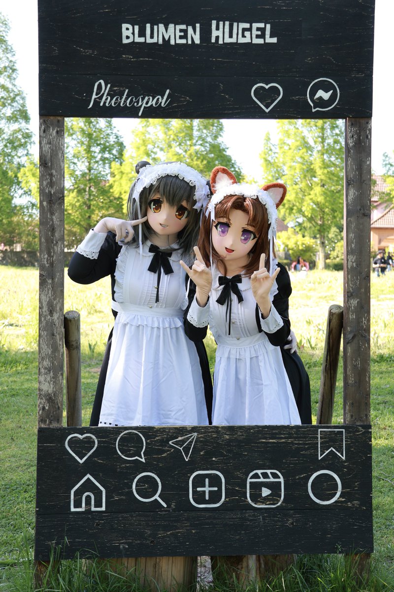 Tapplin01's tweet photo. 5/10はメイドの日☆と言う訳で少しの間でしたがカラダをお借りしてブルーメの丘に顕現🦊楽しかったのです🍃ありがとうございました♪
#JACKETinブルーメの丘 https://t.co/XySfKRGB2d