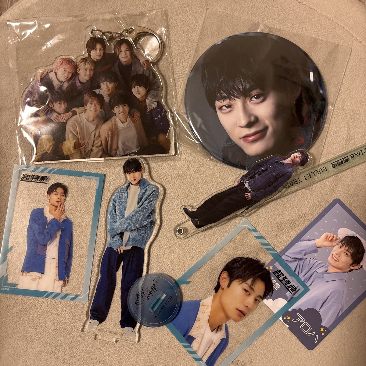 mrmrmkch's tweet photo. 超特急 グッズ  買取

【譲】 アロハ　アクスタ　アクキー　トレカ
(画像参照)
【求】 まとめて即0.7
【取引】関西受渡し

その他グッズも多少ございますので、気になられる方がいらっしゃいましたら、お気軽にご連絡ください https://t.co/2RAAFwwbPS