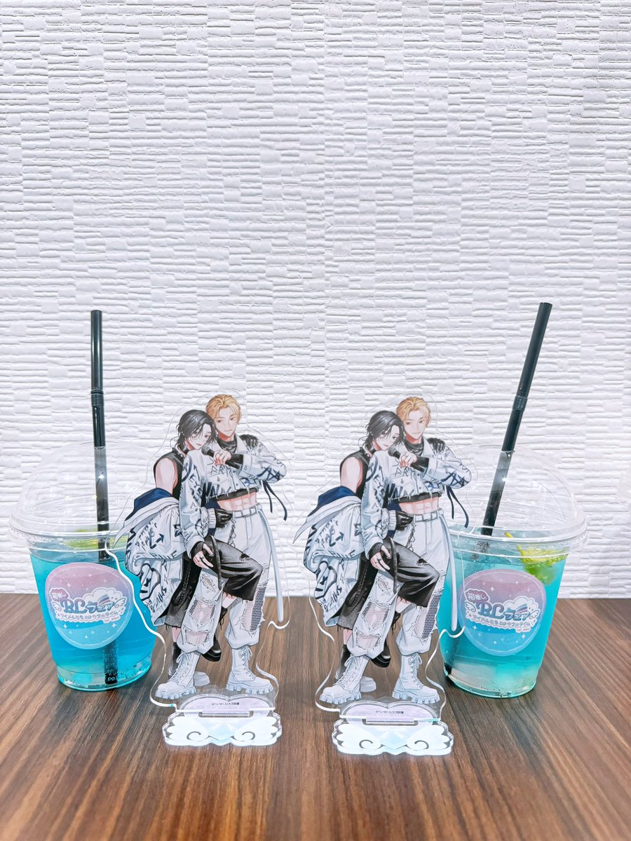 chi_886's tweet photo. ちゃんと初日に行ってきました♡
わたし達の〜お迎えに🤭

2人の足の絡みと叶太のパンツのメッシュ？網？から透けて見える足がいい😏✨ 愛一の美人な表情も♡

@HeyYukue 先生 https://t.co/0zHkyFSZhK