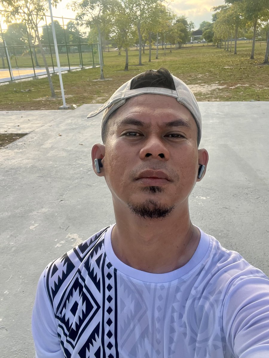 afiq tweet media