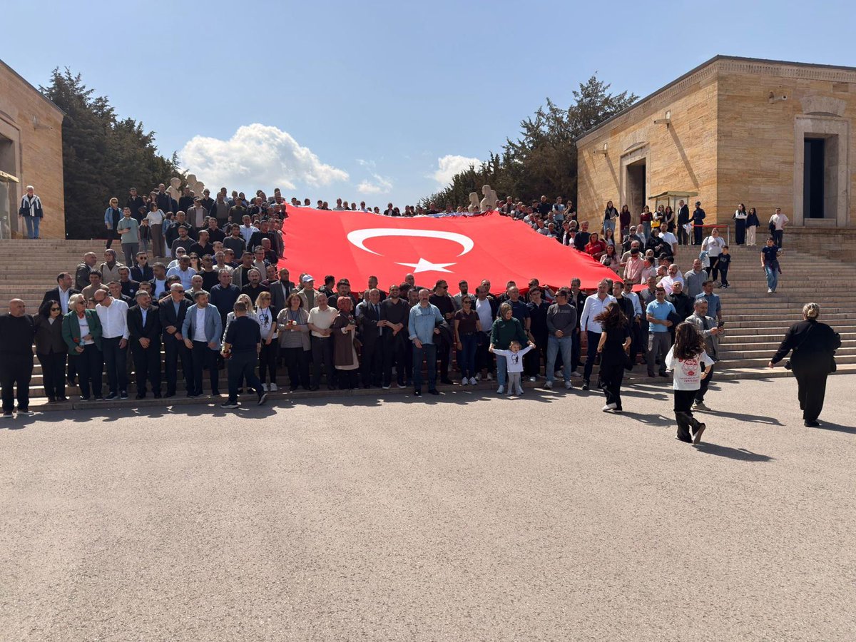 ayd_guliza47606's tweet photo. 🚨🚨STAJ ÇIRAKLIK SGK BAŞLANGICI OLACAK‼️
#StajyerÇırakHakkınıAlacak
#StajyerÇırakHakkınıAlacak https://t.co/RtUyE8Me7t