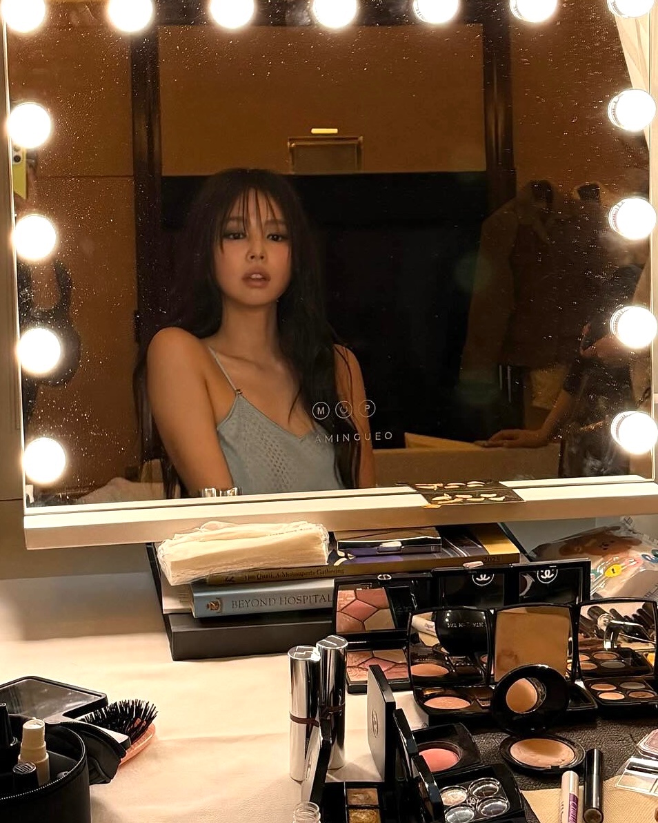 jennie pics tweet media