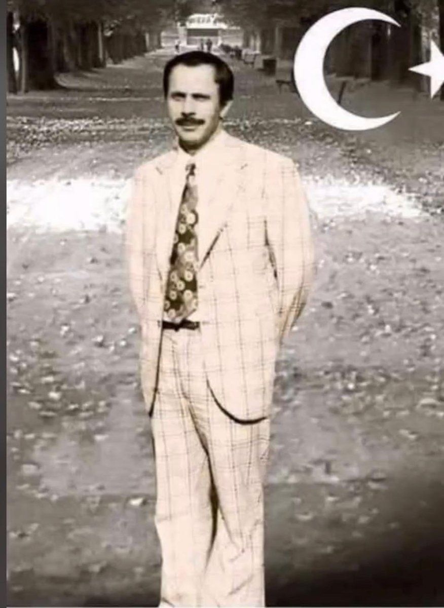 YildizFeti's tweet photo. 11 Mayıs 1980’de vatan hainleri tarafında şehit edilen Ülkücü Şehit Ali Çakıcı’yı dualarla anıyoruz.Ruhu şad olsun. https://t.co/M4YJTbHJfp