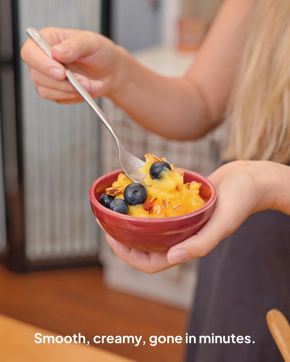 Fridja's tweet photo. Sometimes fruit doesn’t need much help.

Cold, smooth, naturally sweet.

The f2500 Self Feeding Whole Fruit Juicer turns it into something you’ll want again tomorrow.

#Fridja #f2500 #juicer #homemadesorbet #vegan https://t.co/p7SevLCzmY