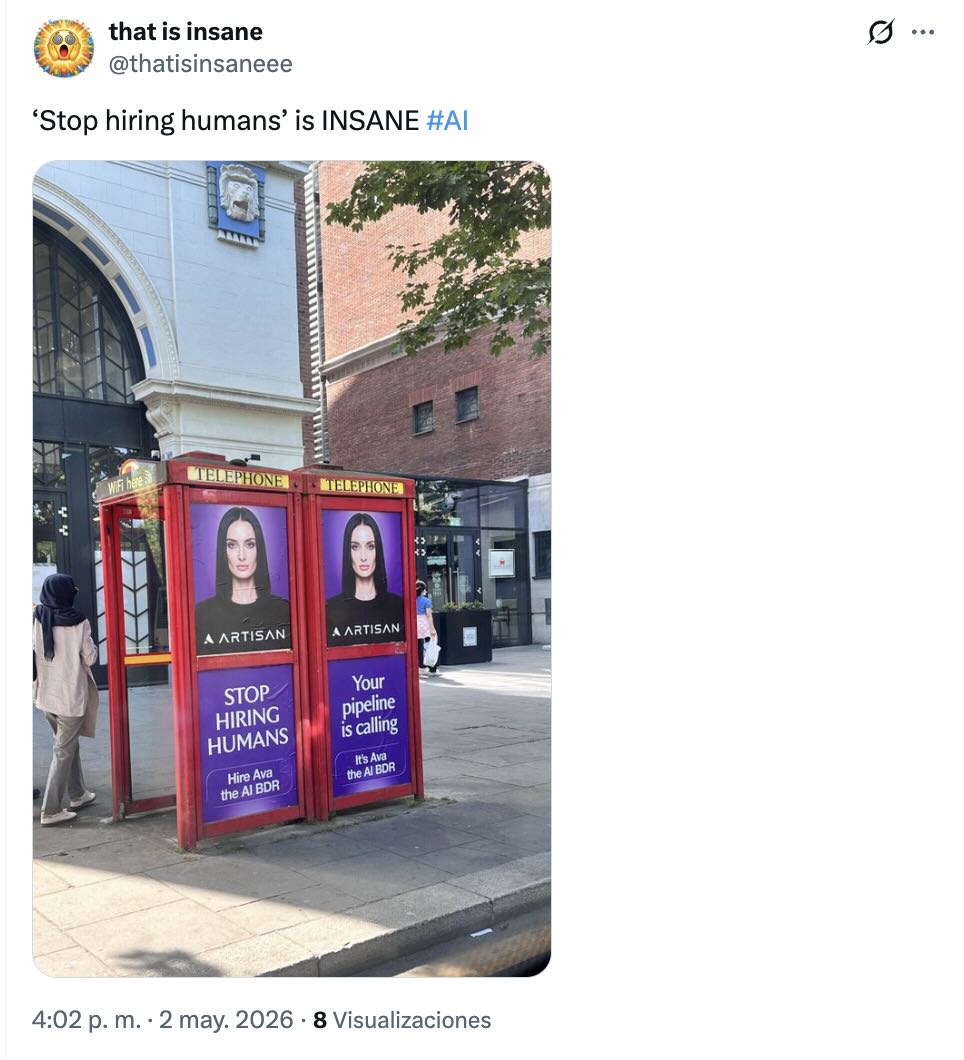 ReasonWhy's tweet photo. "Deja de contratar humanos" es el controvertido mensaje con el que Artisan está promocionando su software de inteligencia artificial. 

El CEO ha explicado la campaña: “La valla es una provocación. Funciona porque resulta incómoda".

|| Más info👉🏽 https://t.co/sqNzS7TiYg https://t.co/tdN2vPmjzW