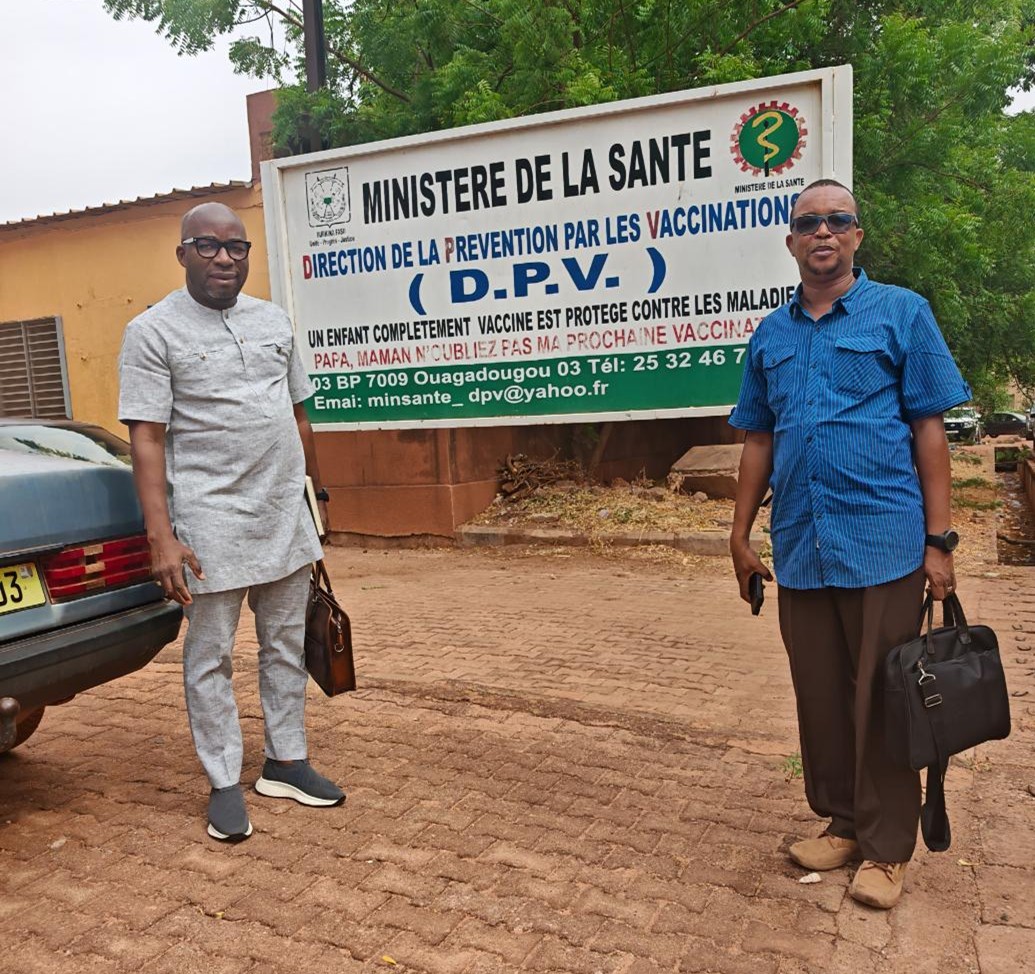 Dulas_Ltd's tweet photo. Our in-country partners Abel and Dr. Rodrigue Koudougou recently joined forces to strengthen healthcare logistics in Burkina Faso. With 250+ Dulas refrigerators installed, we’re proud to support resilient vaccine cold chains.

#GlobalHealth #WestAfrica #HealthInfrastructure https://t.co/EV31WDdMhd