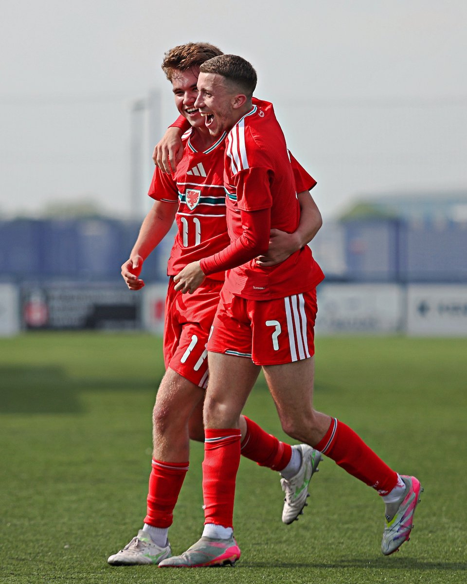 CymruLeagues's tweet photo. Read more after South Wales earned a 6-1 aggregate win over their Northern counterparts in the UEFA Regions' Cup play-off 🏴󠁧󠁢󠁷󠁬󠁳󠁿

They will head to Bosnia &amp; Herzegovina for the intermediate round against Bosnia, North Macedonia and the preliminary round winner 👇