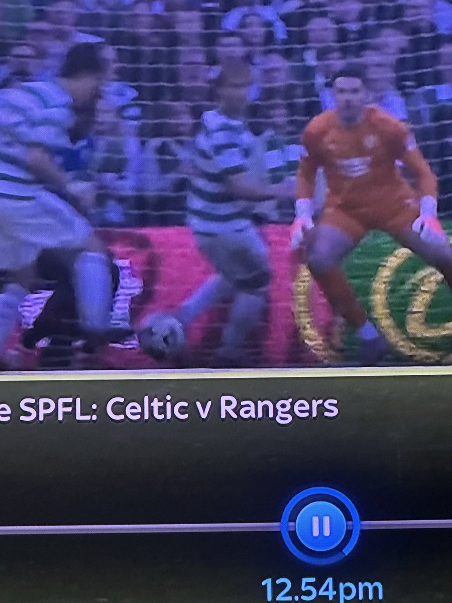 CraigStrath2883's tweet photo. @Scotland2Philly Why do rangers fans keep showing a picture of when the ball is already in the net? Why not show the picture of when the ball is at Yang's foot? https://t.co/pyQEC2Baw0