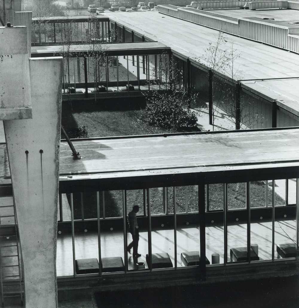 Archivio Storico Olivetti tweet media