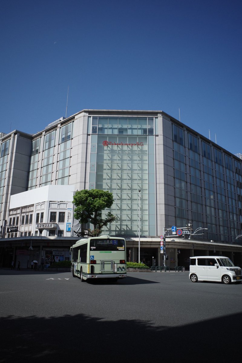 よだか tweet media