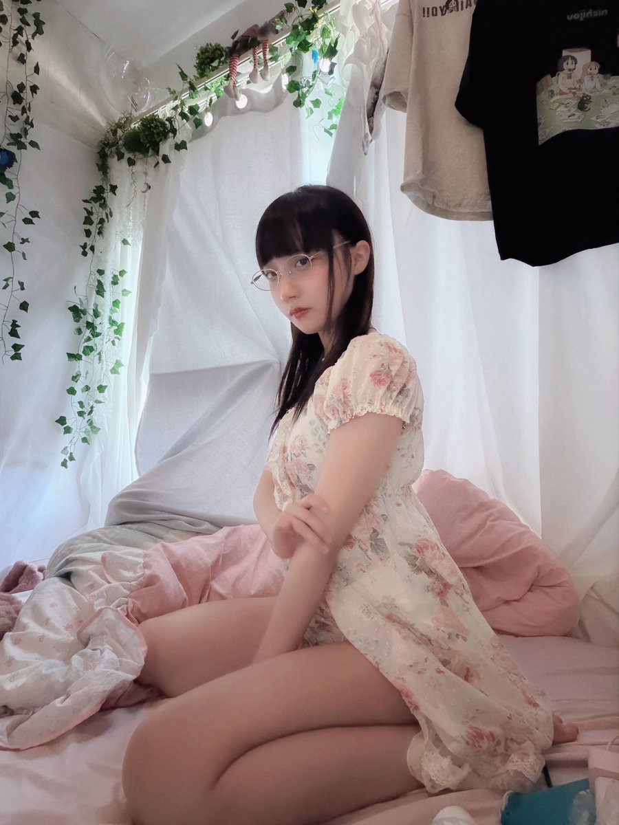 yaaton999's tweet photo. 𓂃𓂂ꕤ*.ﾟ https://t.co/CQZoGmX95n