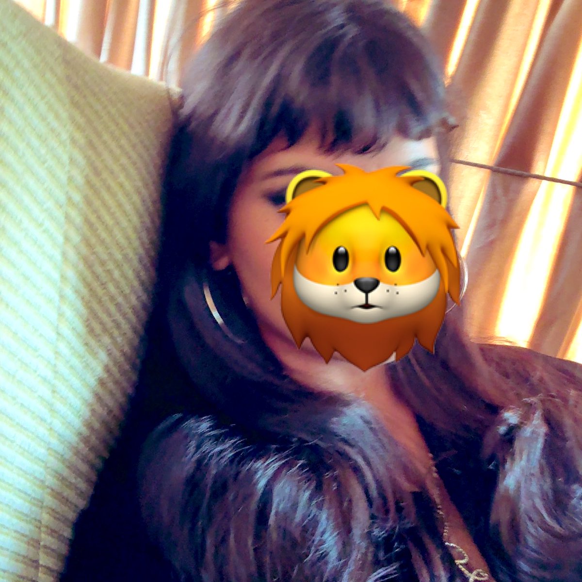IN tweet media