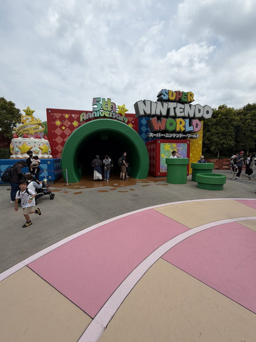 garurun12's tweet photo. この前やけど、ユニバ行ってきた！🌏
めっちゃ楽しかった！
また行きたいな〜ฅ^•ω•^ https://t.co/cGqu6LBRwo