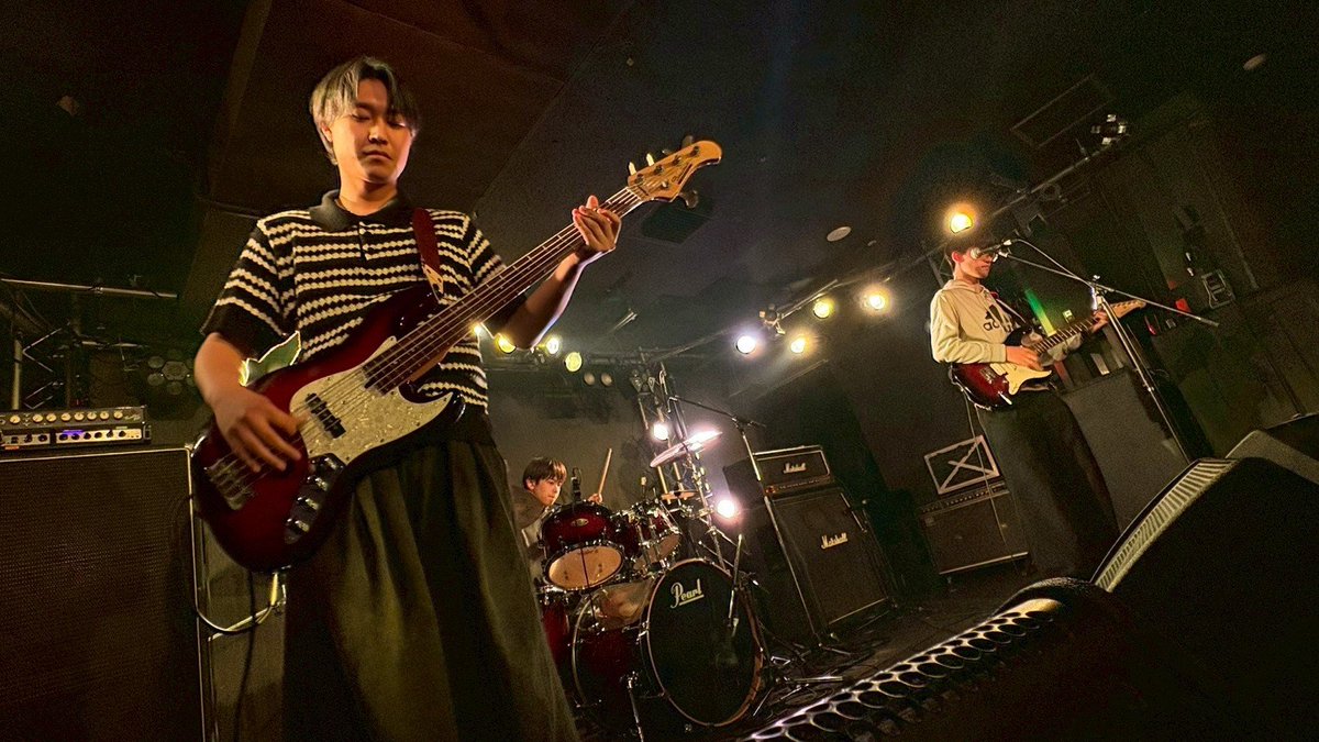 nomadicteller's tweet photo. 夜が明ければ 衝動は月を指す 
~西日本出張編~ 
LycoRis
2nd 3rd mini album release tour 「ステレオオードブルTOUR」
5.4 mon @OP's 

photo by @tdc_bigsmile 

#ライブ写真 #ライブ #バンド
#nomadicteller #ノーマディックテラー https://t.co/GTZXSMxX78