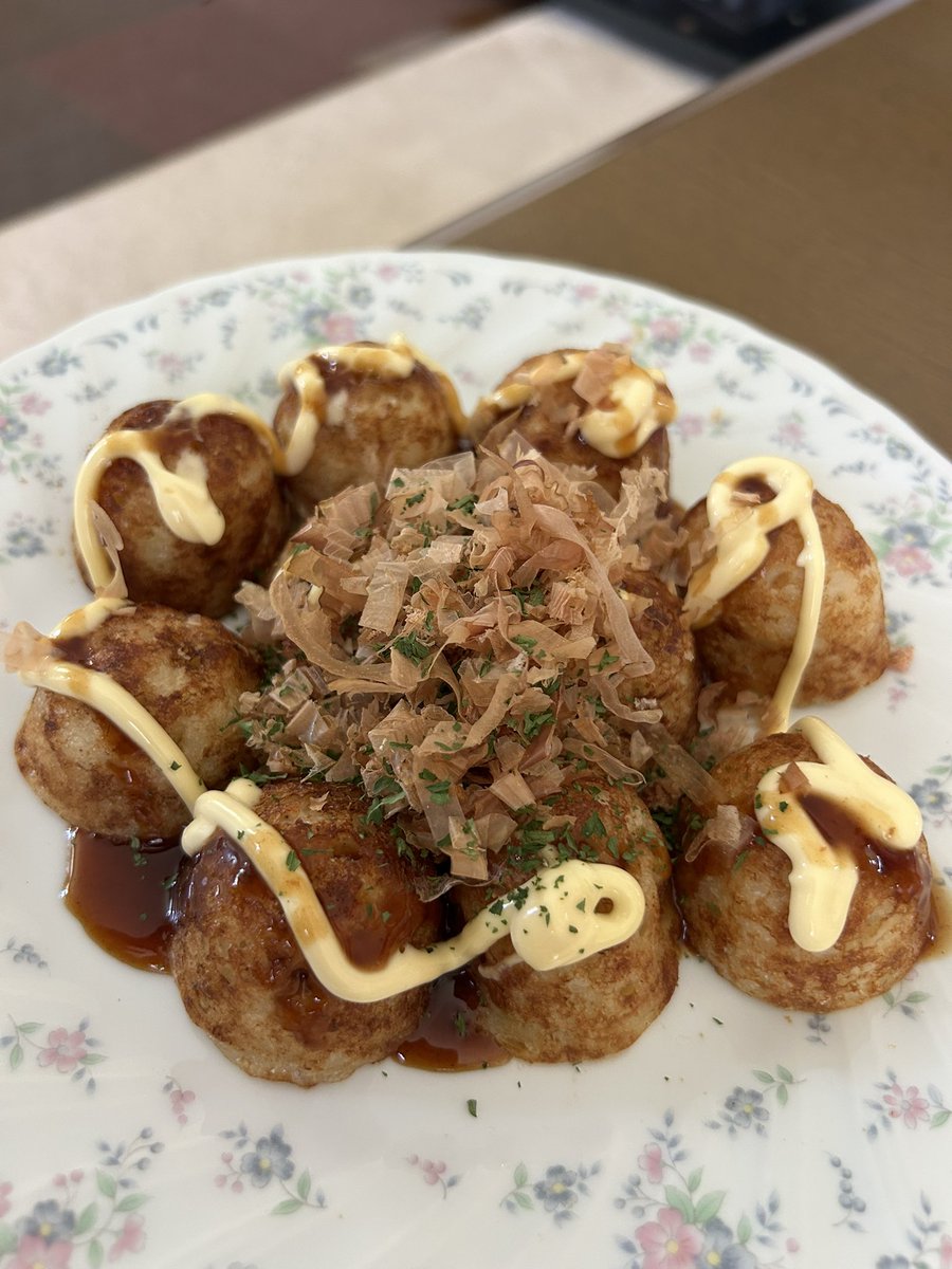 夕飯🍽️ 冷凍たこ焼き10個