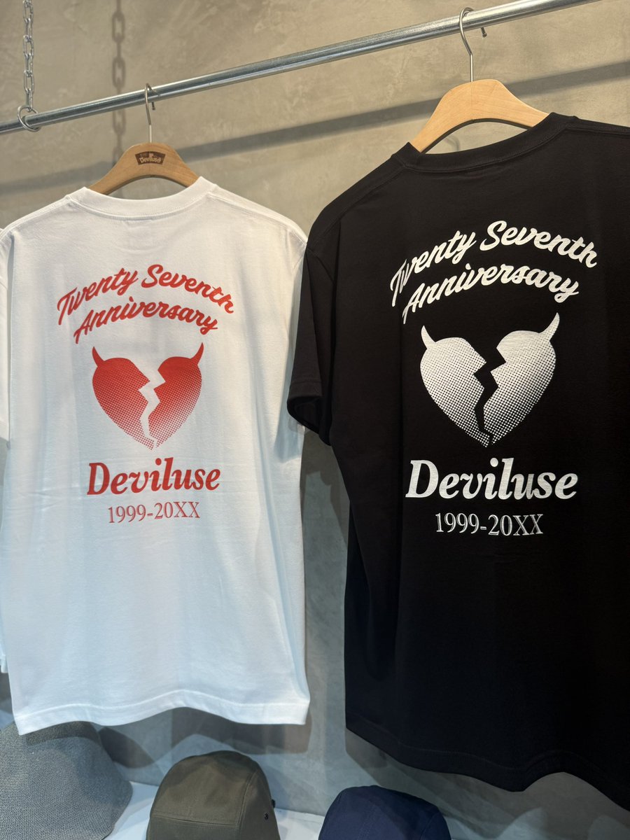 deviluse Flag Store tweet media