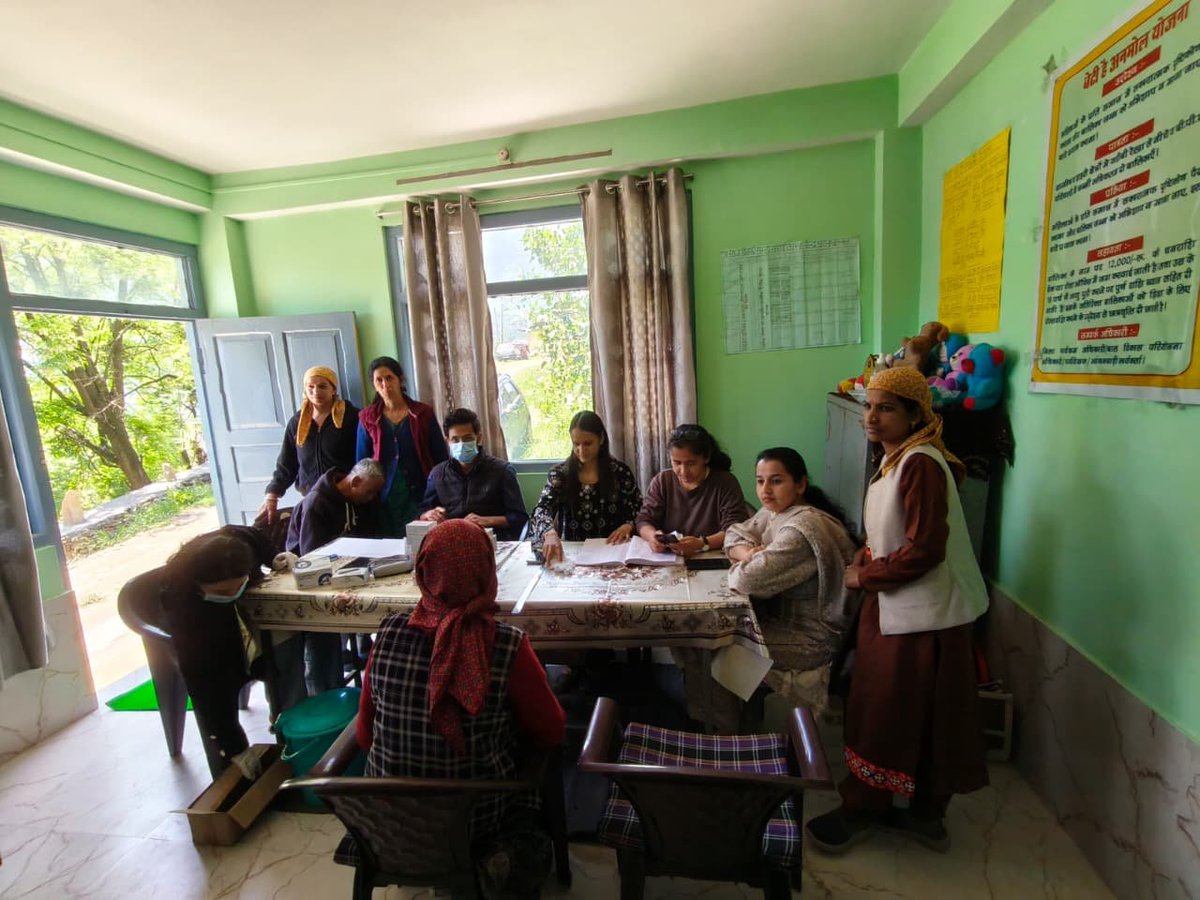 dtohpsml's tweet photo. Ayushman Arogya Shivir at High Risk Village Old Jubbal, Rampuri at AAM Sundli  and CH Jubbal Block Jubbal-Kotkhai
Chest X-ray conducted: 77.
#tbmuktbharatabhiyan
#TBMuktHimachal
#TBMuktBharat
#TBHaregaDeshJeetega https://t.co/O477uuBOwc
