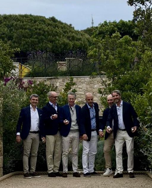 TheMindFactor's tweet photo. MIND FACTOR TEAM COACHING 
Fantastic coaching Men’s Senior Team from Zumicon GC (Switzerland) at Cannes Mougin GC &amp; Terre Blanche GC. 
Special group. EXPLORING capabilities; ACCESSING skills Good luck!
For private tailormade team coaching contact me on : sales@themindfactor.com https://t.co/k3JHsRfn3S