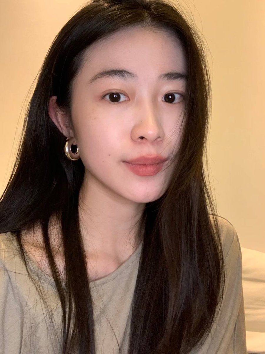 老公总是出差，想偷偷的找点刺激，你会偷吃我吗？ https://t.co/3yGuKgEe0j